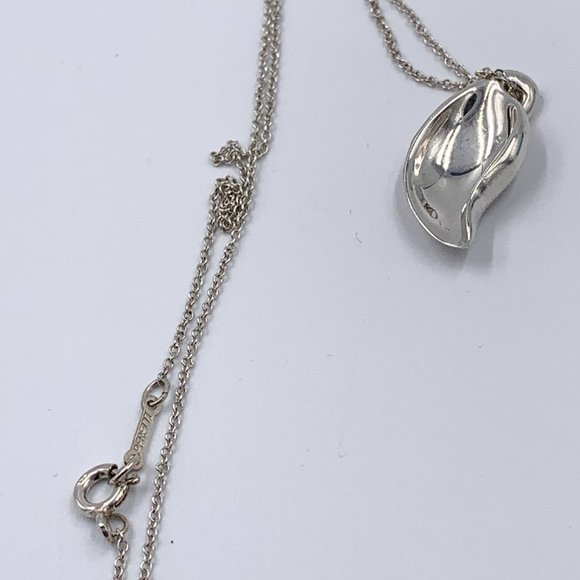 Authentic Tiffany & Co Elsa Peretti Pendant Leaf Silver Necklace - Picture 9 of 12